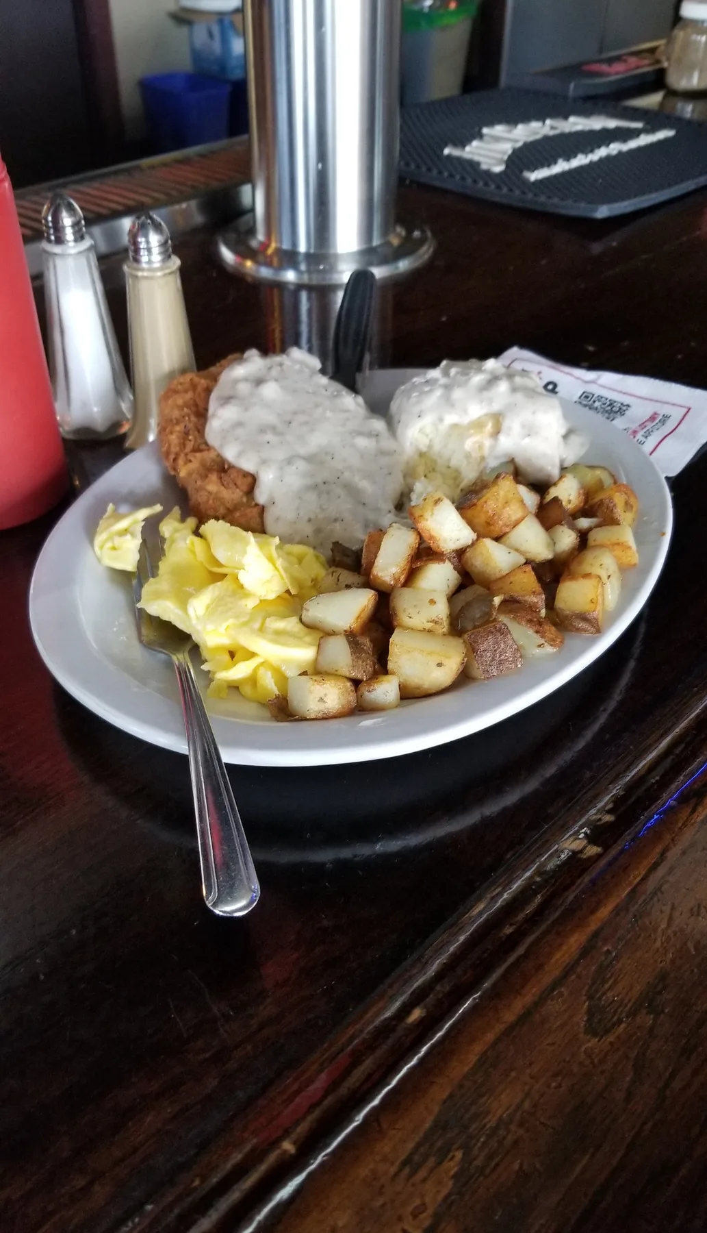 19th At Battle Creek Clubhouse: Restaurant Food And Dining Photo