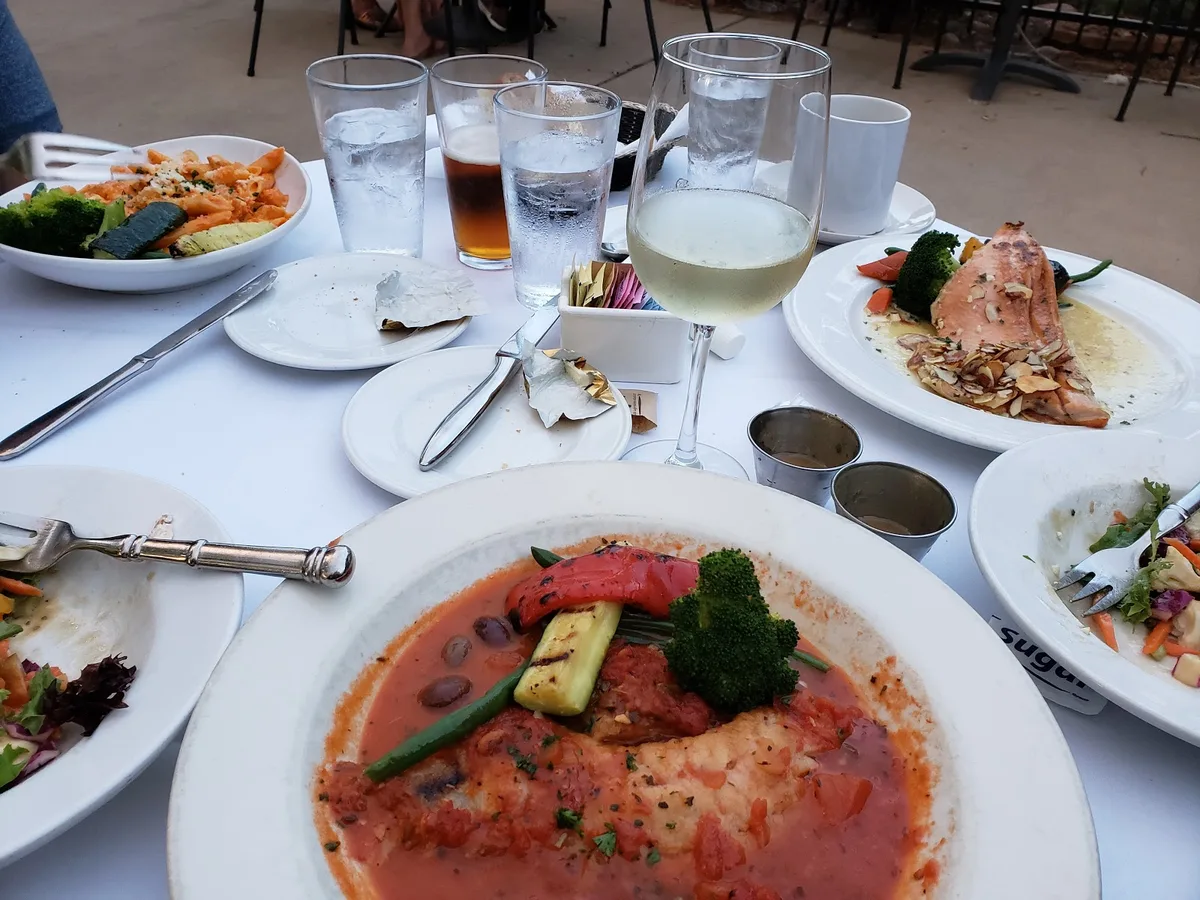 Marigold Cafe & Bakery: Restaurant Food And Dining Photo