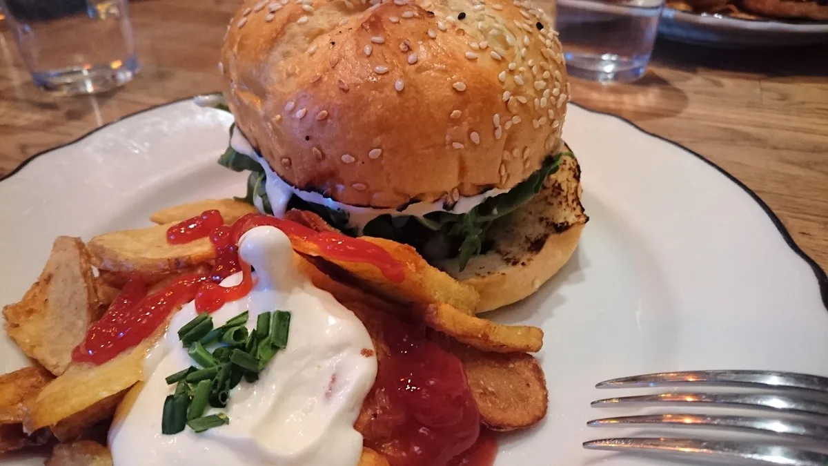 Saint John's Bar and Eatery: Restaurant Photograph