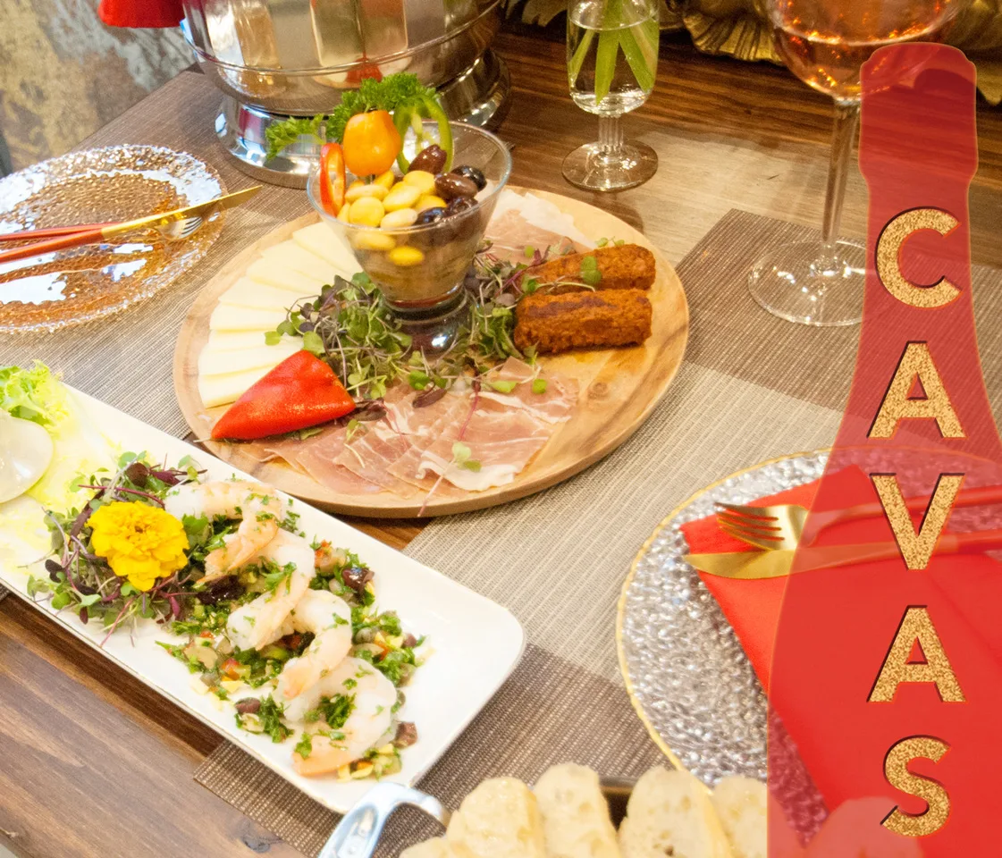 Cavas: Restaurant Food And Dining Photo