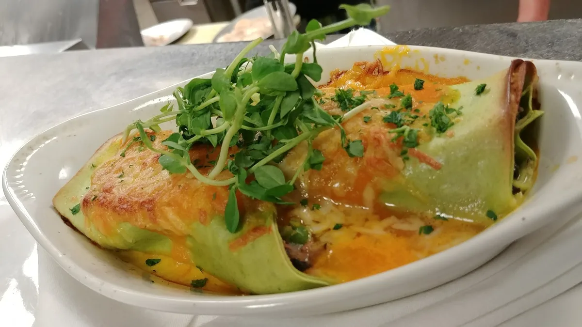 Lento: Restaurant Food And Dining Photo