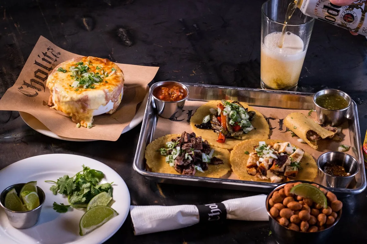 Cholita Tacos: Restaurant Food And Dining Photo