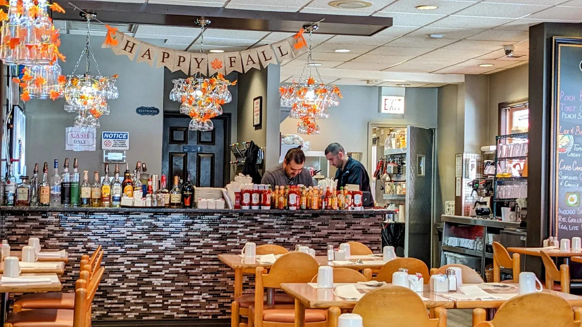The Breakfast Club and Grill: Restaurant Photograph