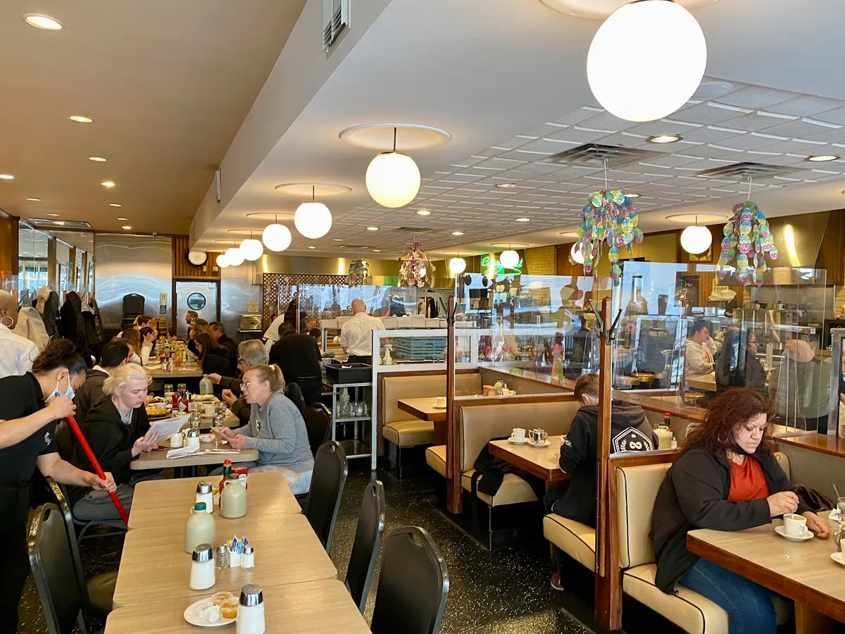 Lou Mitchell's: Restaurant Photograph