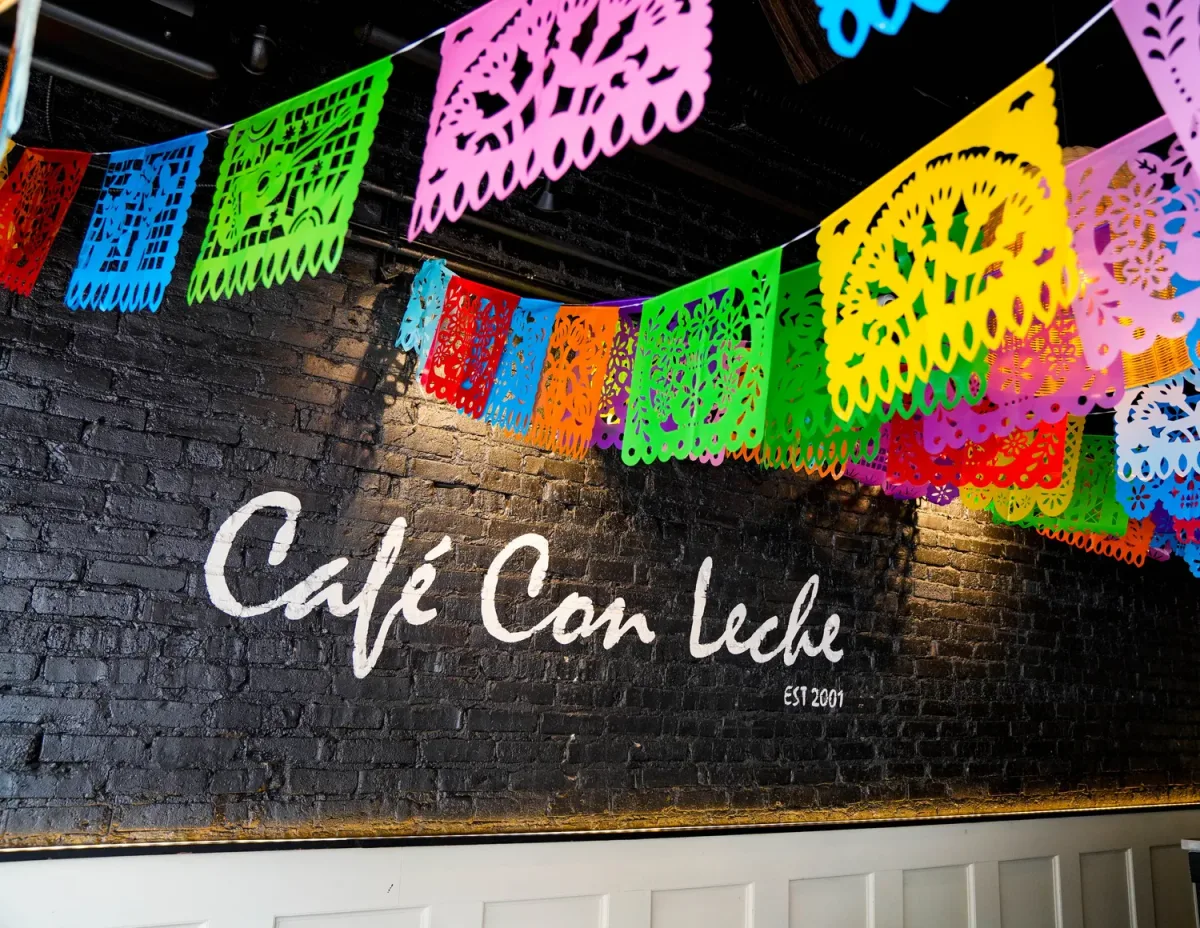 Cafe Con Leche: Restaurant Photograph