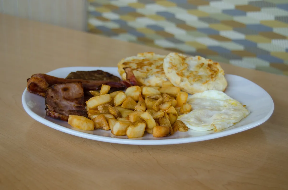 Greenfield's: Restaurant Food And Dining Photo