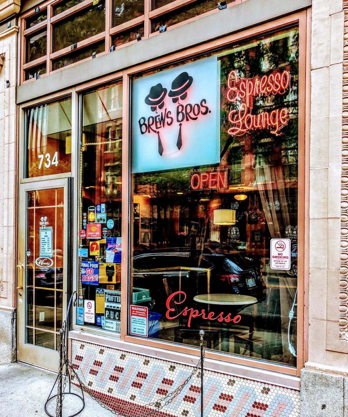 Brews Bros Coffee Bar: Restaurant Food And Dining Photo
