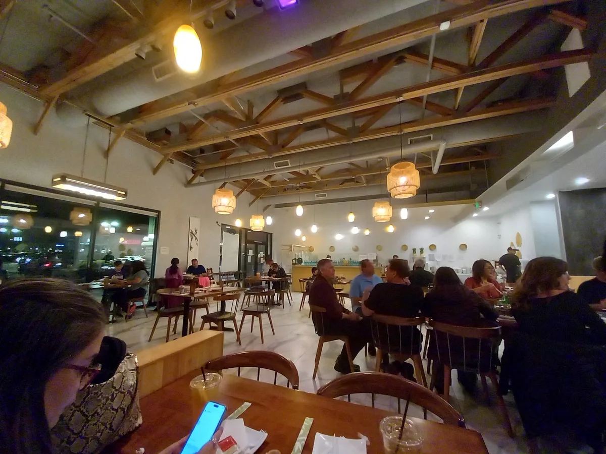 Dumpling Master: Restaurant Photograph