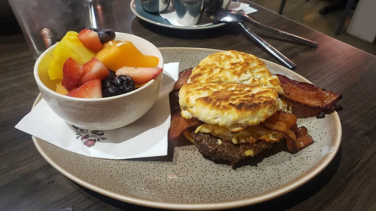 Early Bird - East Village: Restaurant Photograph