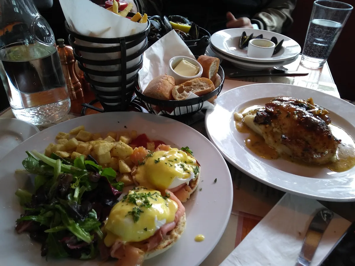 Chez Maman West: Restaurant Photograph