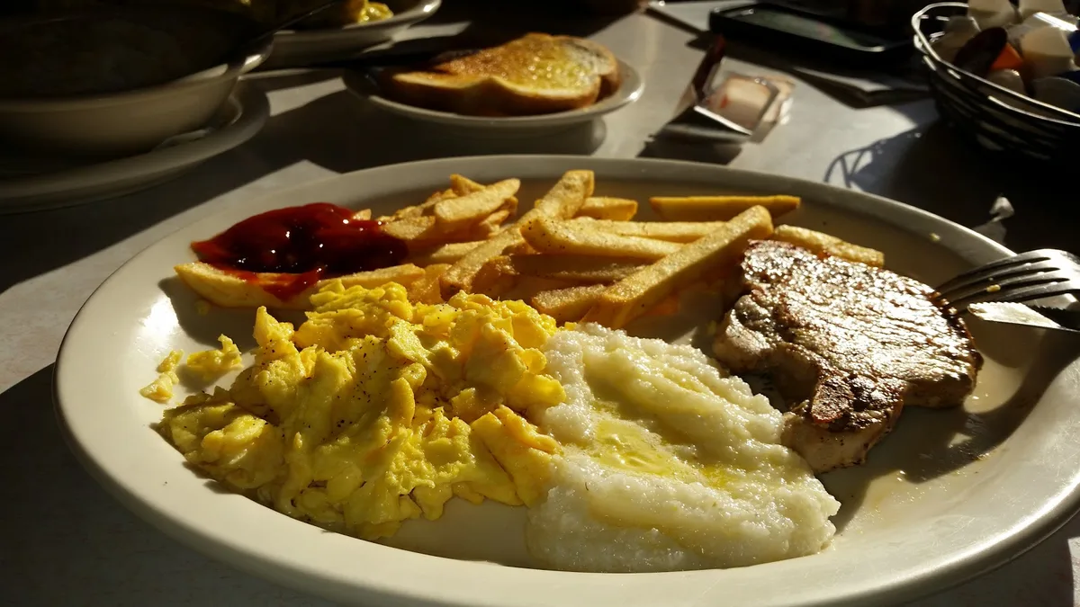 Betty Faye's Cafe: Restaurant Food And Dining Photo