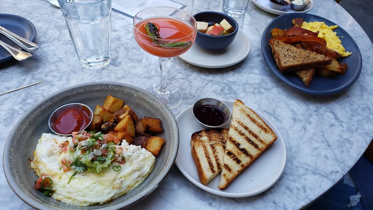 The Henry: Restaurant Photograph