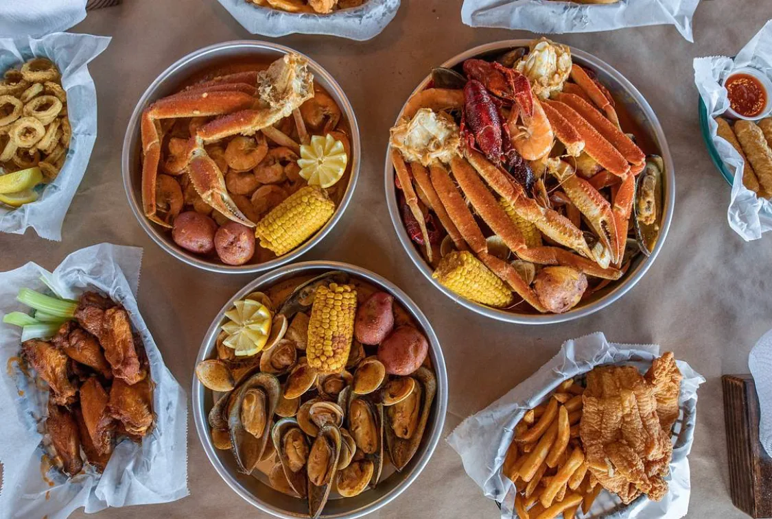 The Jade Bowl: Restaurant Food And Dining Photo