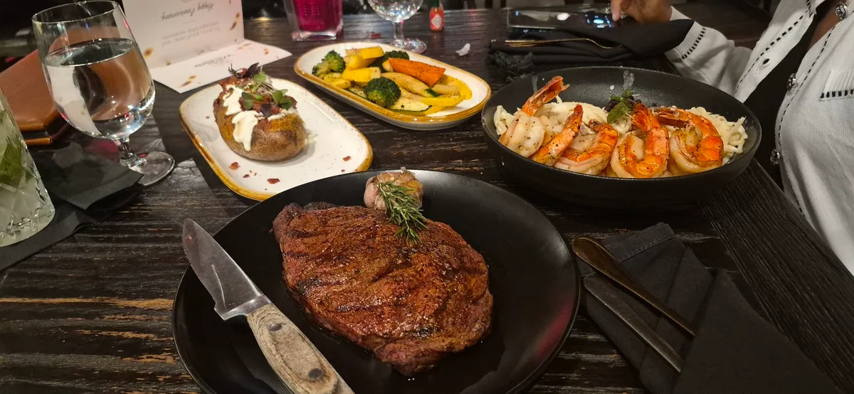 Weso Steakhouse: Restaurant Photograph