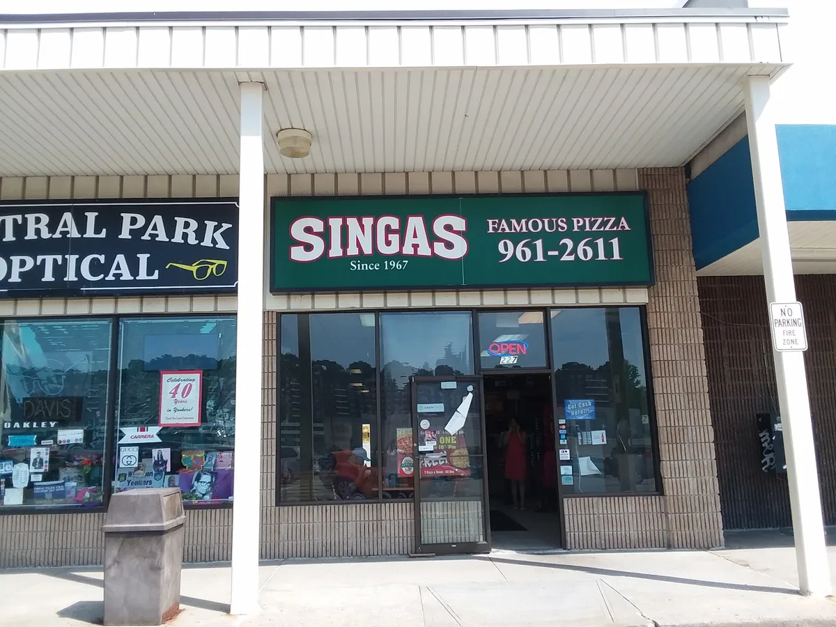 Singas Famous Pizza: Restaurant Food And Dining Photo