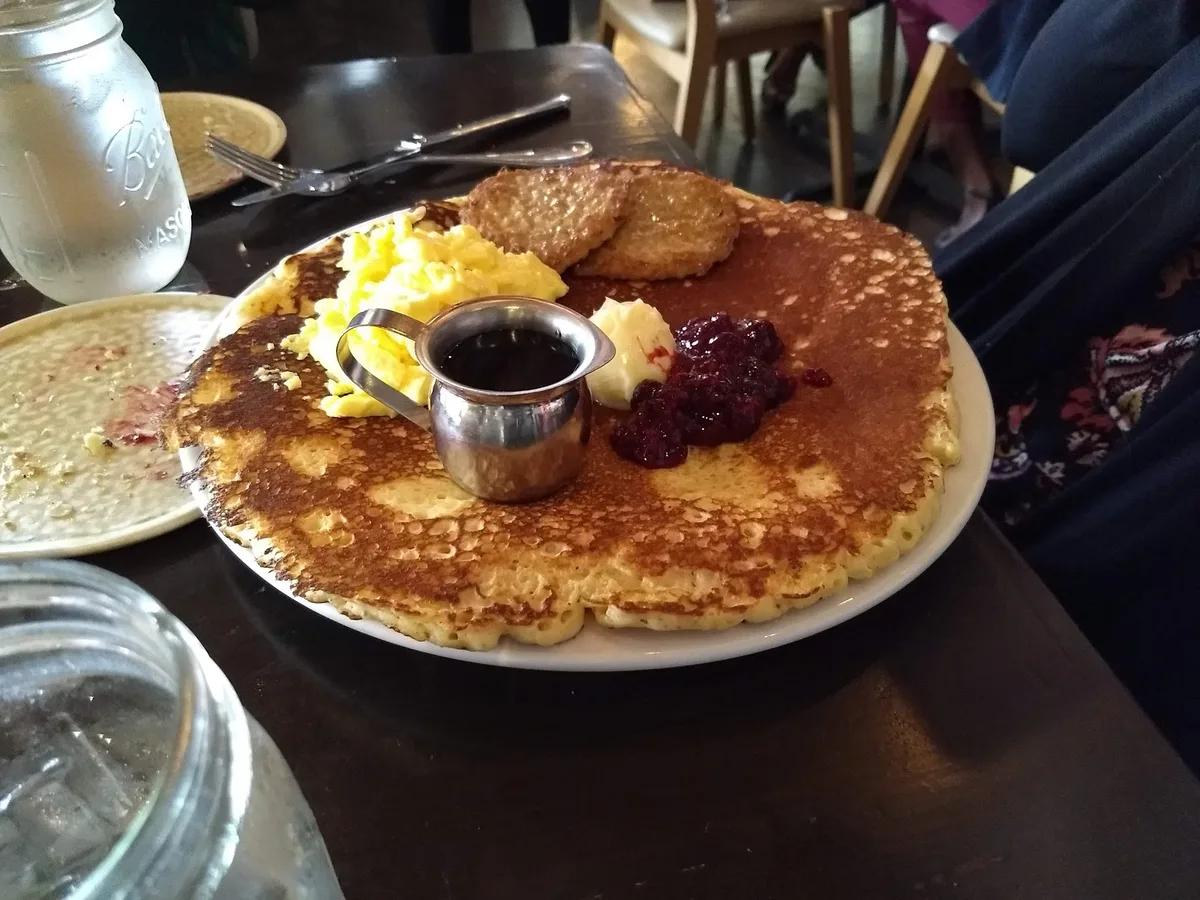 It's a Southern thing: Restaurant Food And Dining Photo