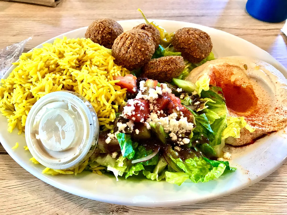 Green Corner Restaurant: Restaurant Food And Dining Photo