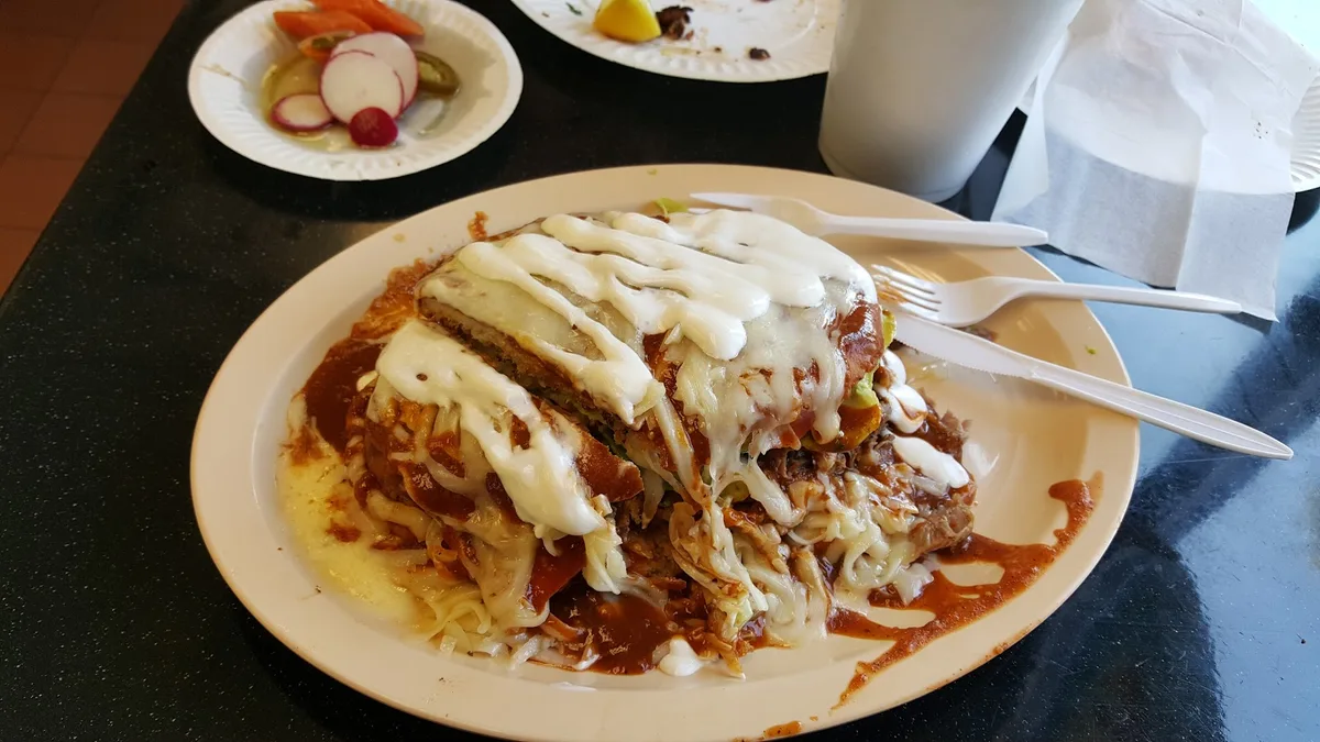 Tacos El Güero: Restaurant Food And Dining Photo