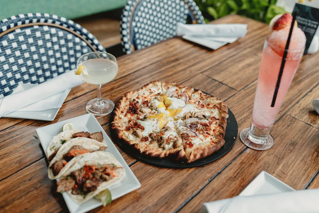 Bar Solita: Restaurant Food And Dining Photo