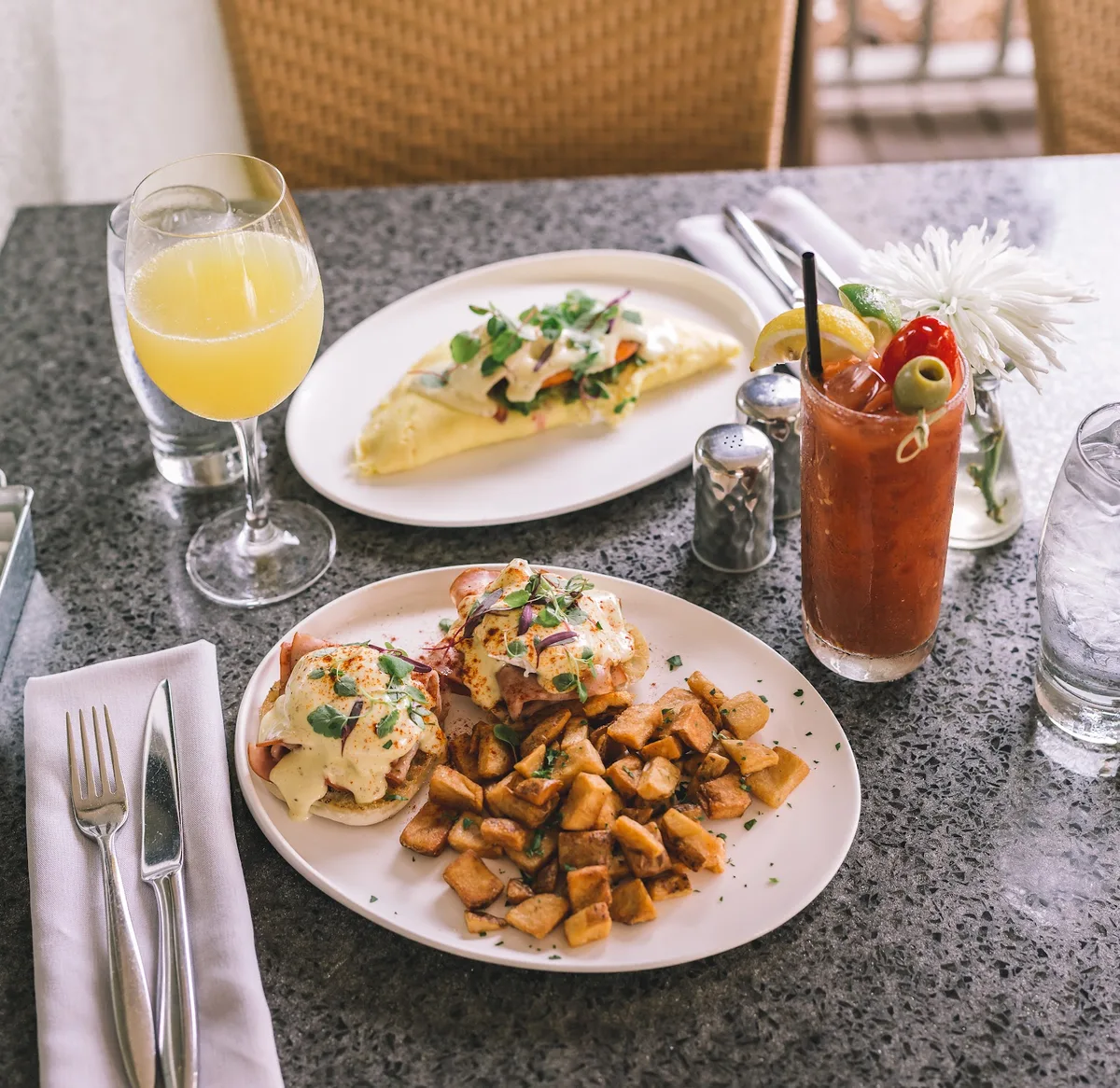 The Blu Halo: Restaurant Photograph