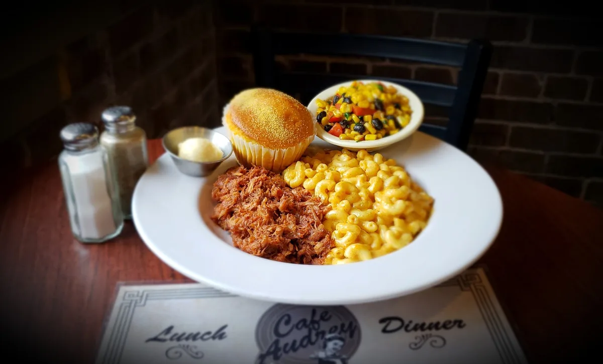 Cafe Audrey at Fort Ben: Restaurant Food And Dining Photo