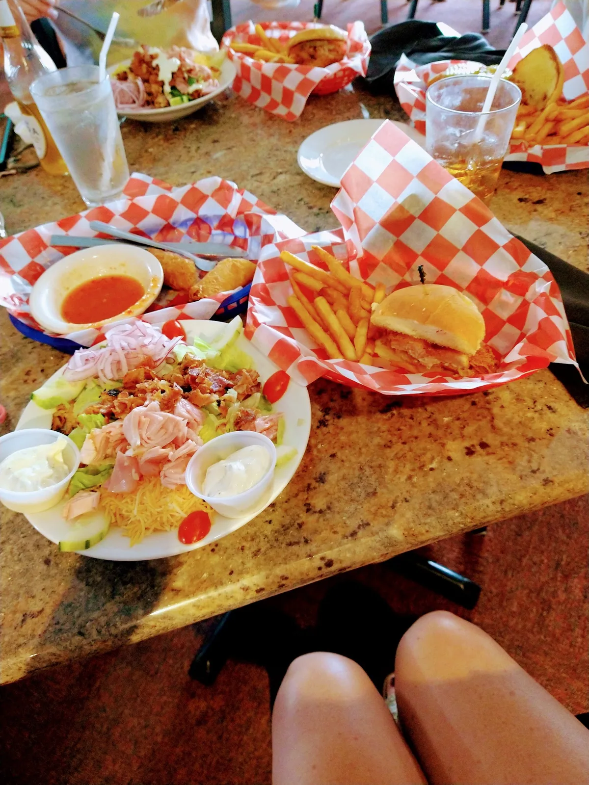 MJ's Tavern: Restaurant Food And Dining Photo