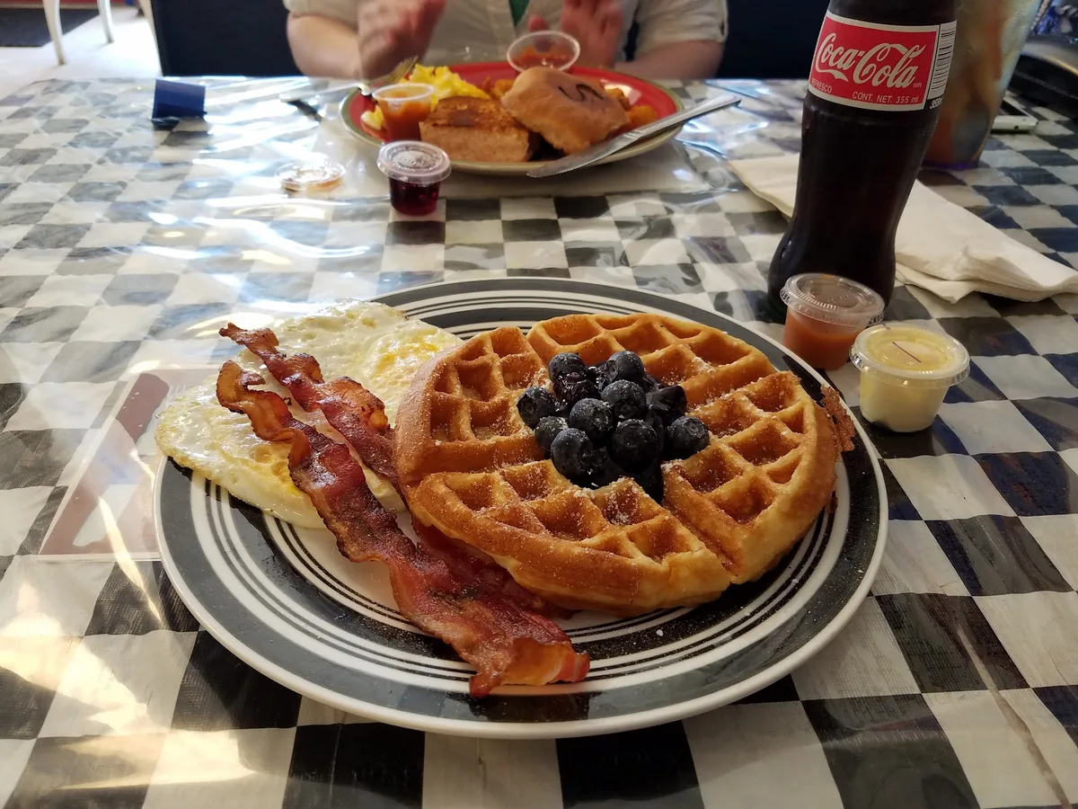 Sandi's Diner: Restaurant Photograph