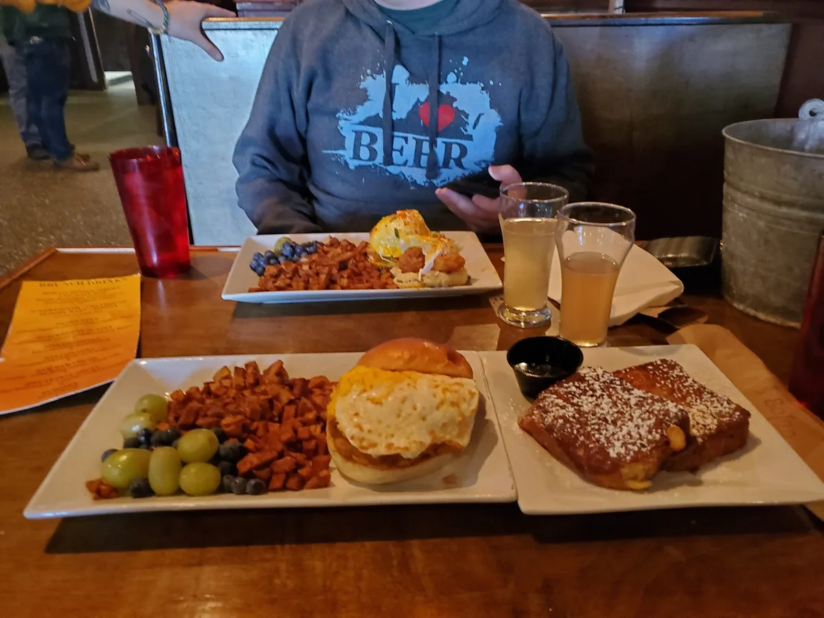 80/20 Burger Bar: Restaurant Food And Dining Photo