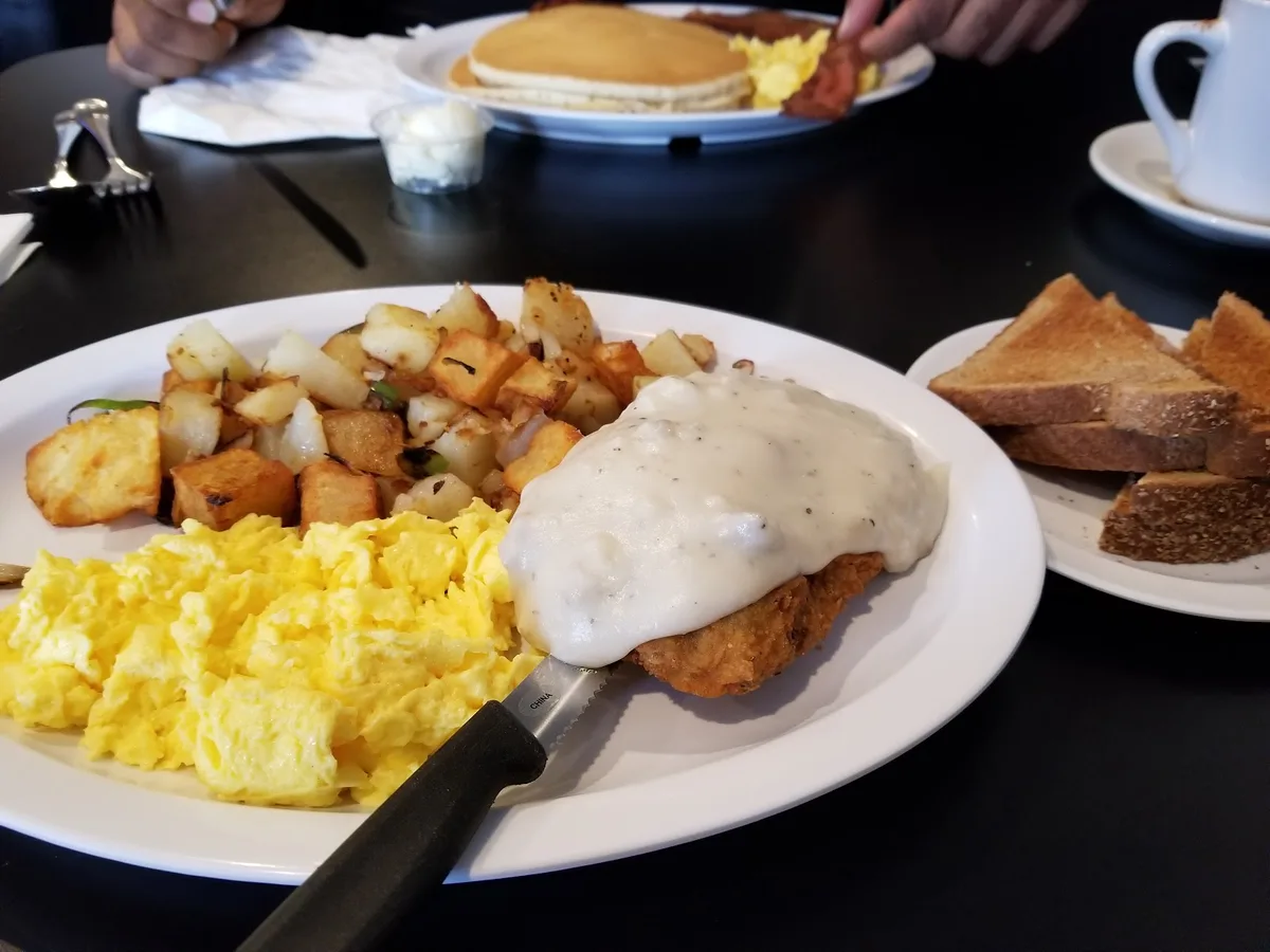Frank's Downtown Café: Restaurant Photograph