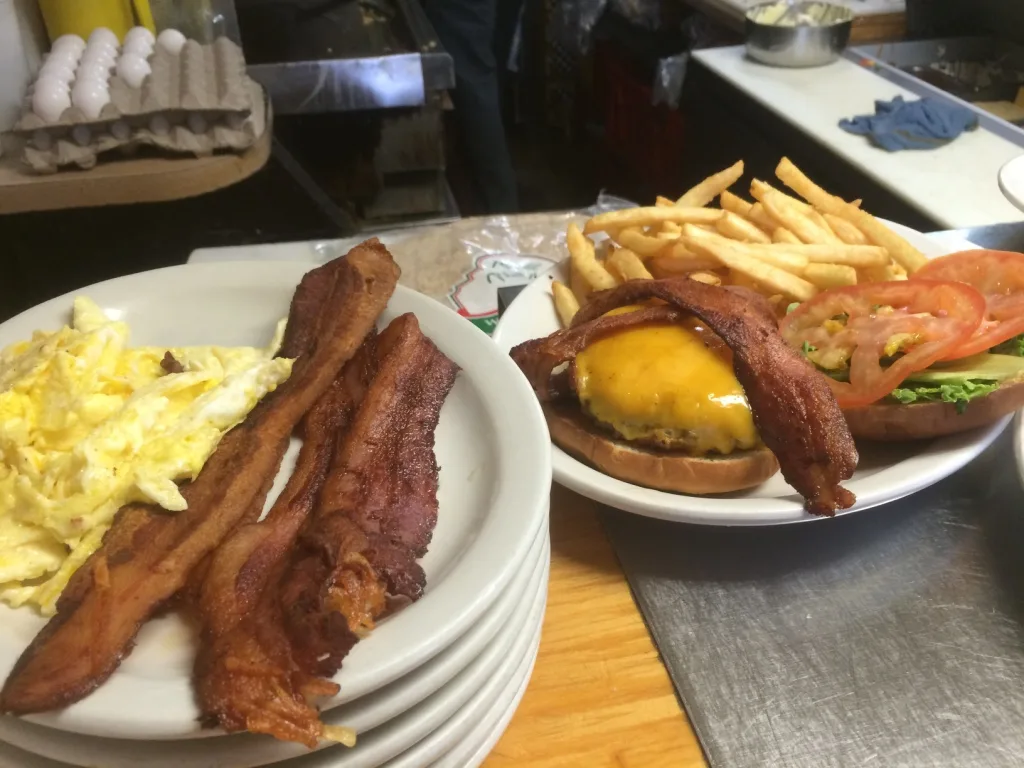 Beth's Cafe: Restaurant Photograph
