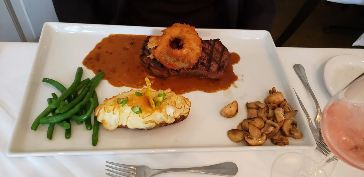 Josef Steakhouse & Oyster Bar: Restaurant Food And Dining Photo