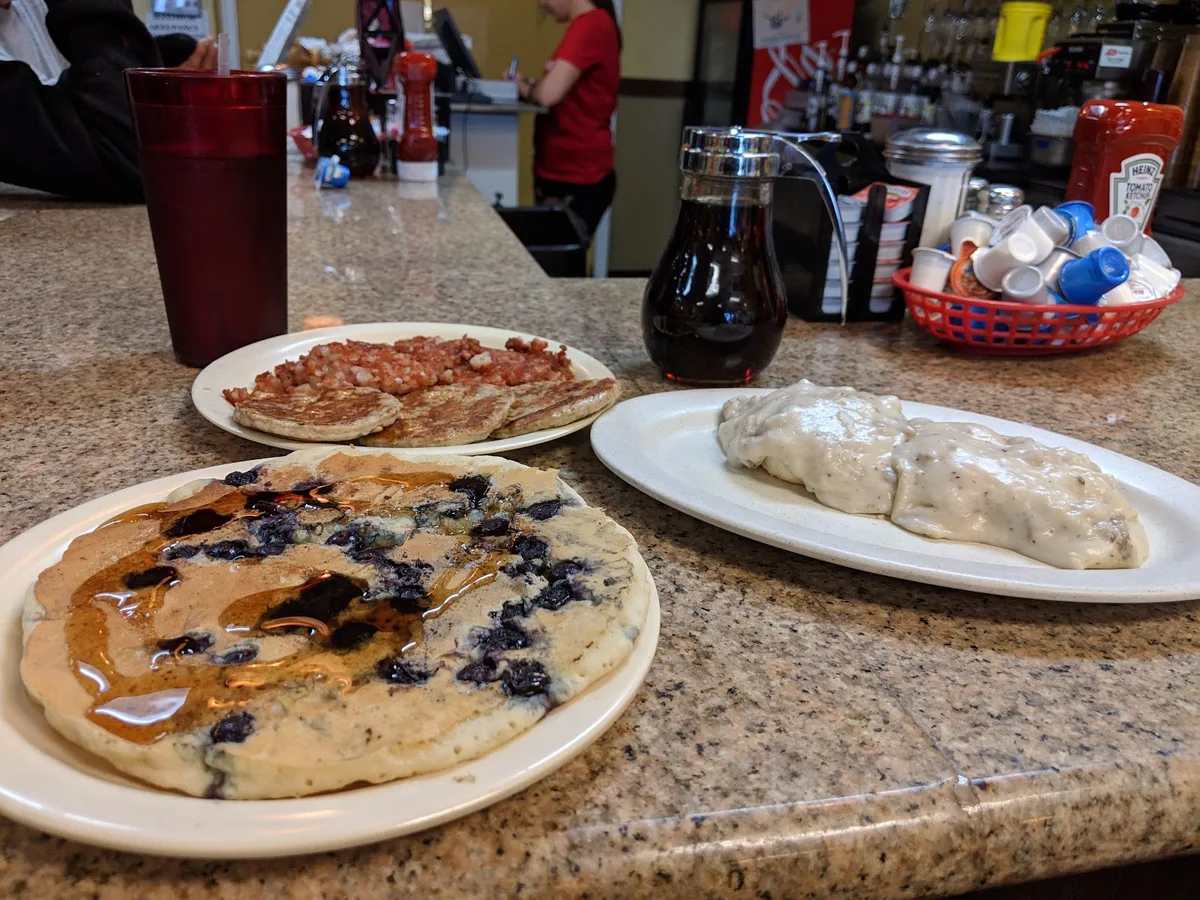 Sweet Mama's Restaurant: Restaurant Food And Dining Photo