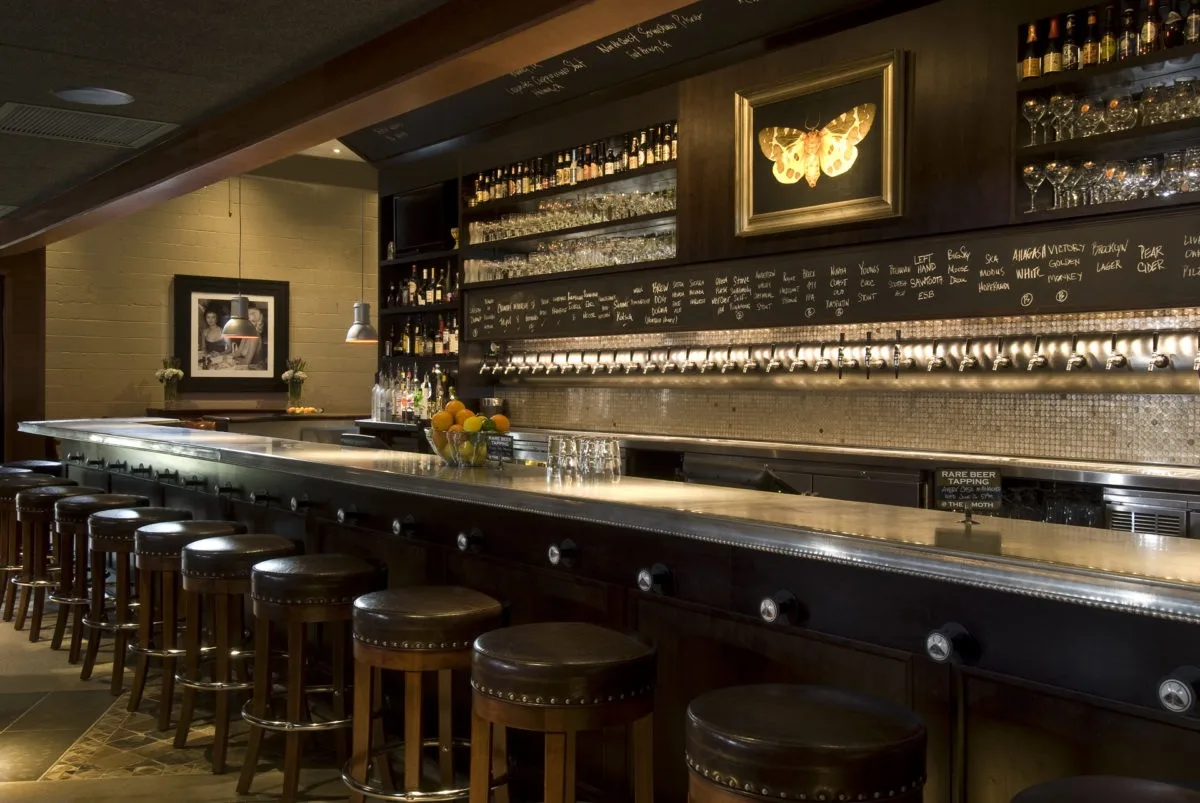 Meddlesome Moth: Restaurant Photograph