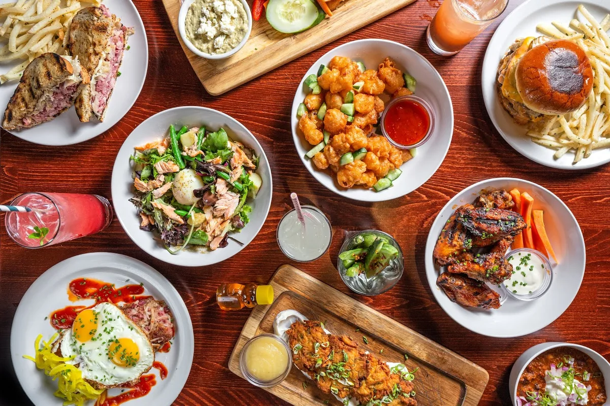 Half Sour: Restaurant Photograph