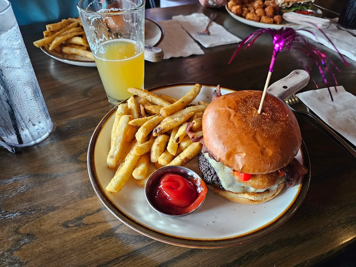 Finley's Round Rock: Restaurant Photograph