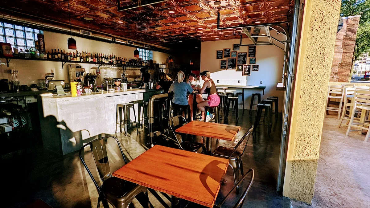 Penny Drip: Restaurant Photograph