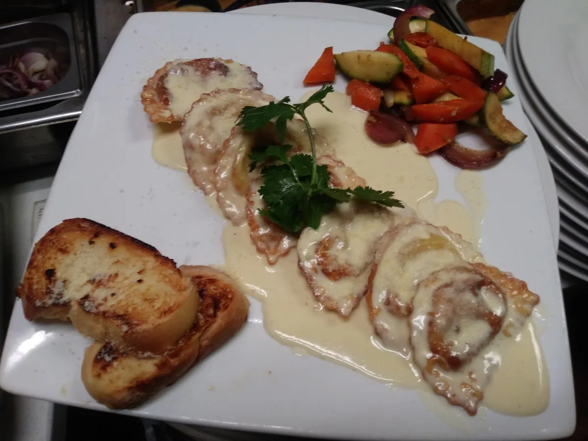 501 Bar & Bistro: Restaurant Food And Dining Photo