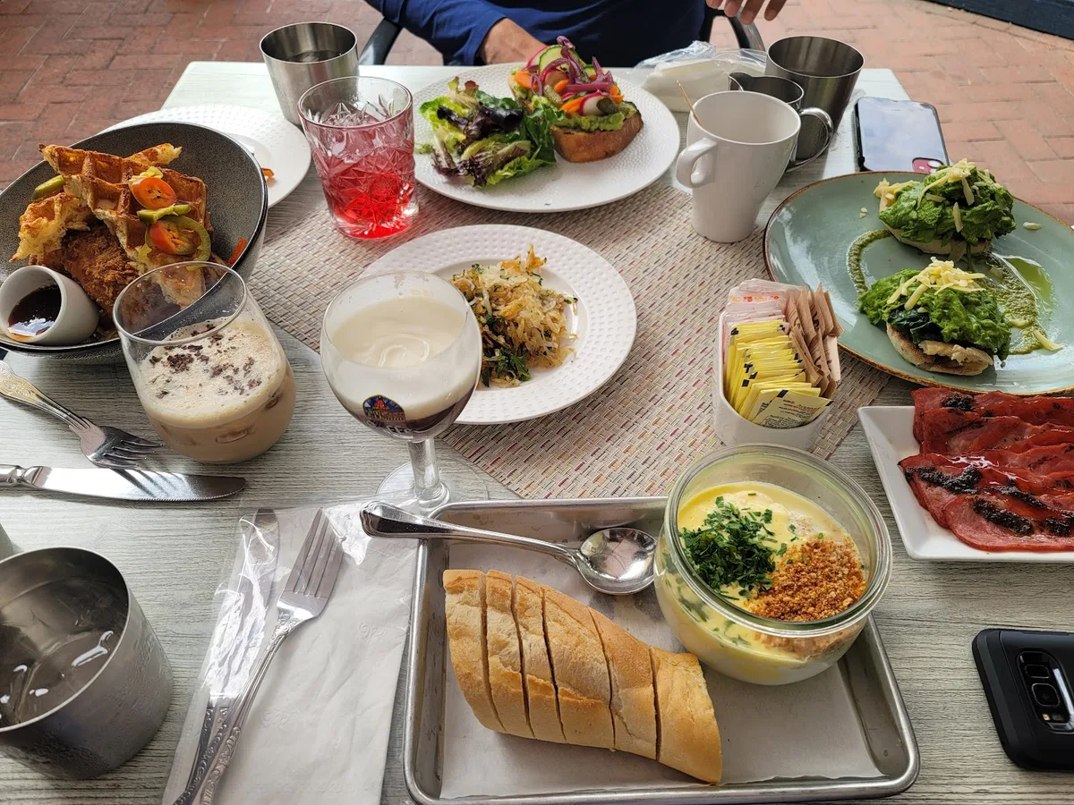 Belga Café: Restaurant Photograph