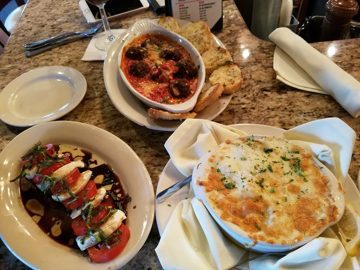 Vincenzo's Ristorante: Restaurant Food And Dining Photo