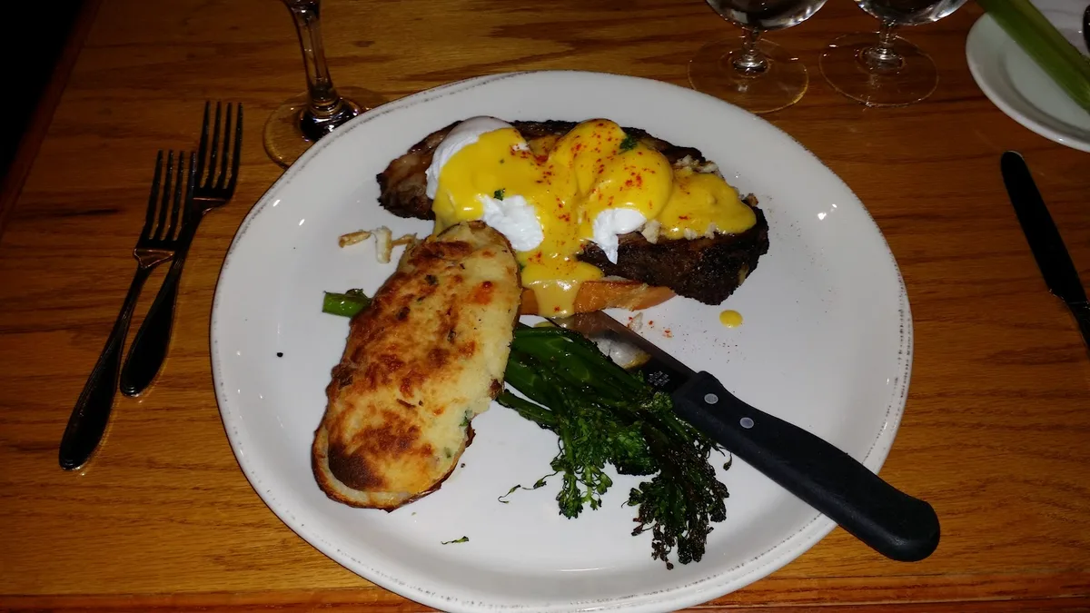 Carmela's Bistro: Restaurant Photograph