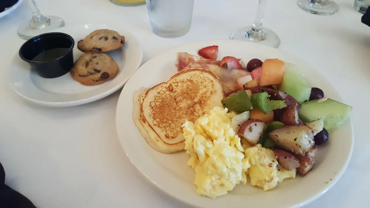 J.Theodore Restaurant & Bar: Restaurant Food And Dining Photo