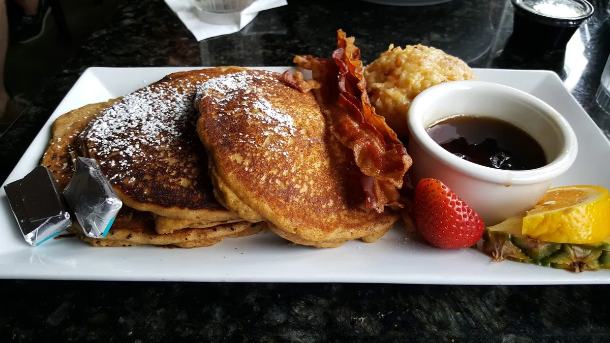 No Frill Bar And Grill: Restaurant Food And Dining Photo