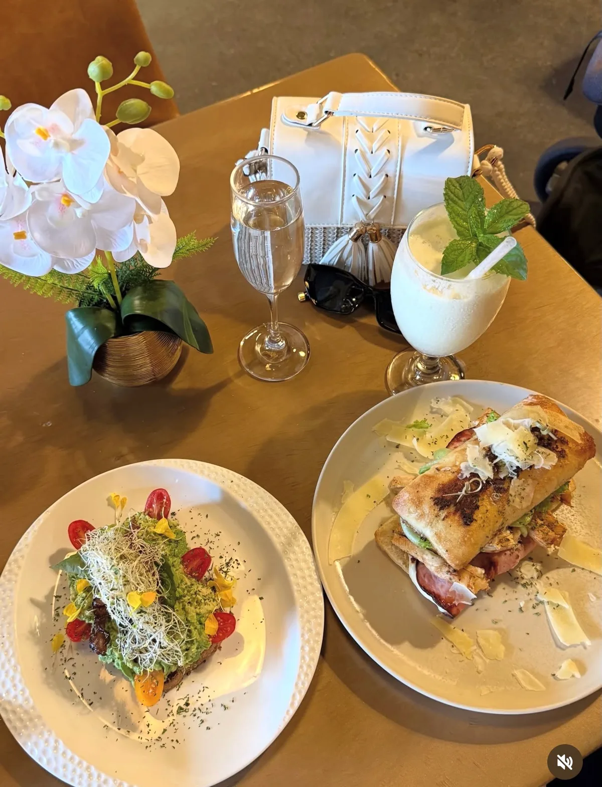 Tasty Experience Bistro: Restaurant Photograph