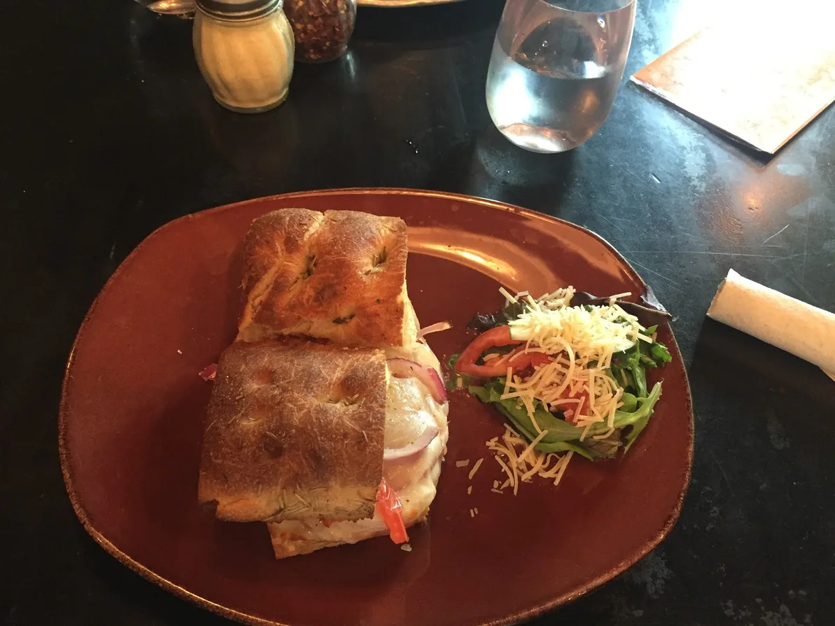 Pane E Vino Pizzeria: Restaurant Food And Dining Photo