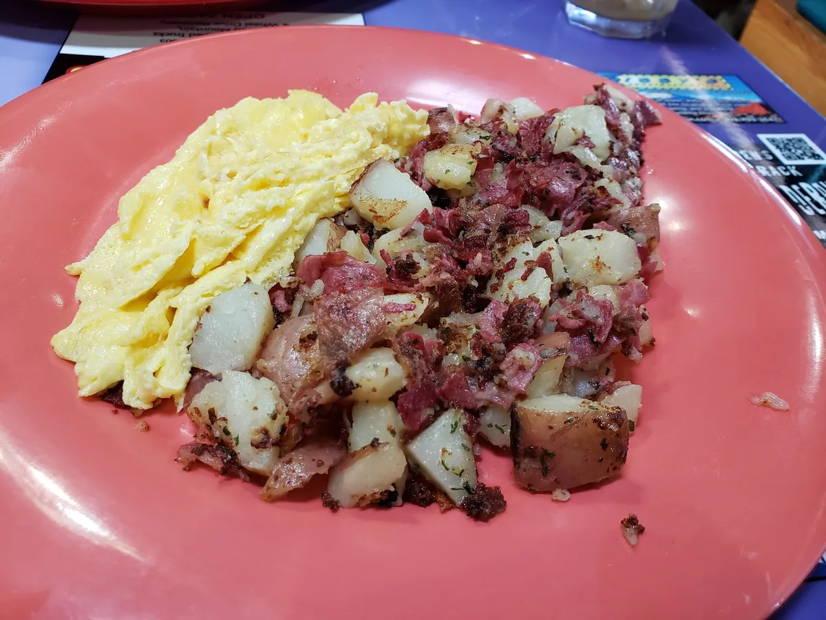 Western Omelette (Original Est. 1992): Restaurant Food And Dining Photo