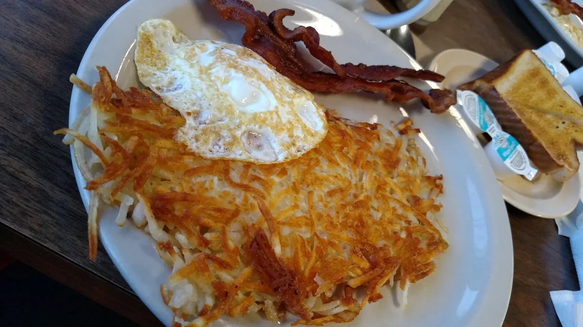 Farmers Market Cafe: Restaurant Food And Dining Photo