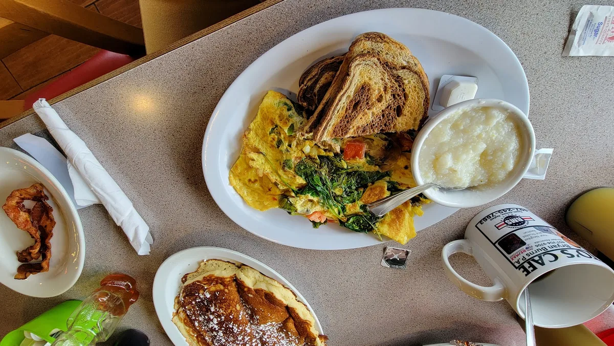 Christo's Café: Restaurant Photograph