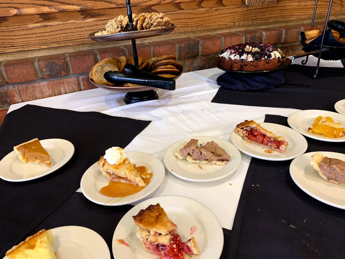 Marie Callender's: Restaurant Food And Dining Photo