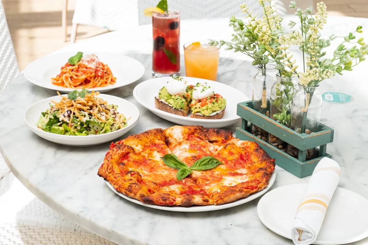 Summer House Santa Monica: Restaurant Photograph