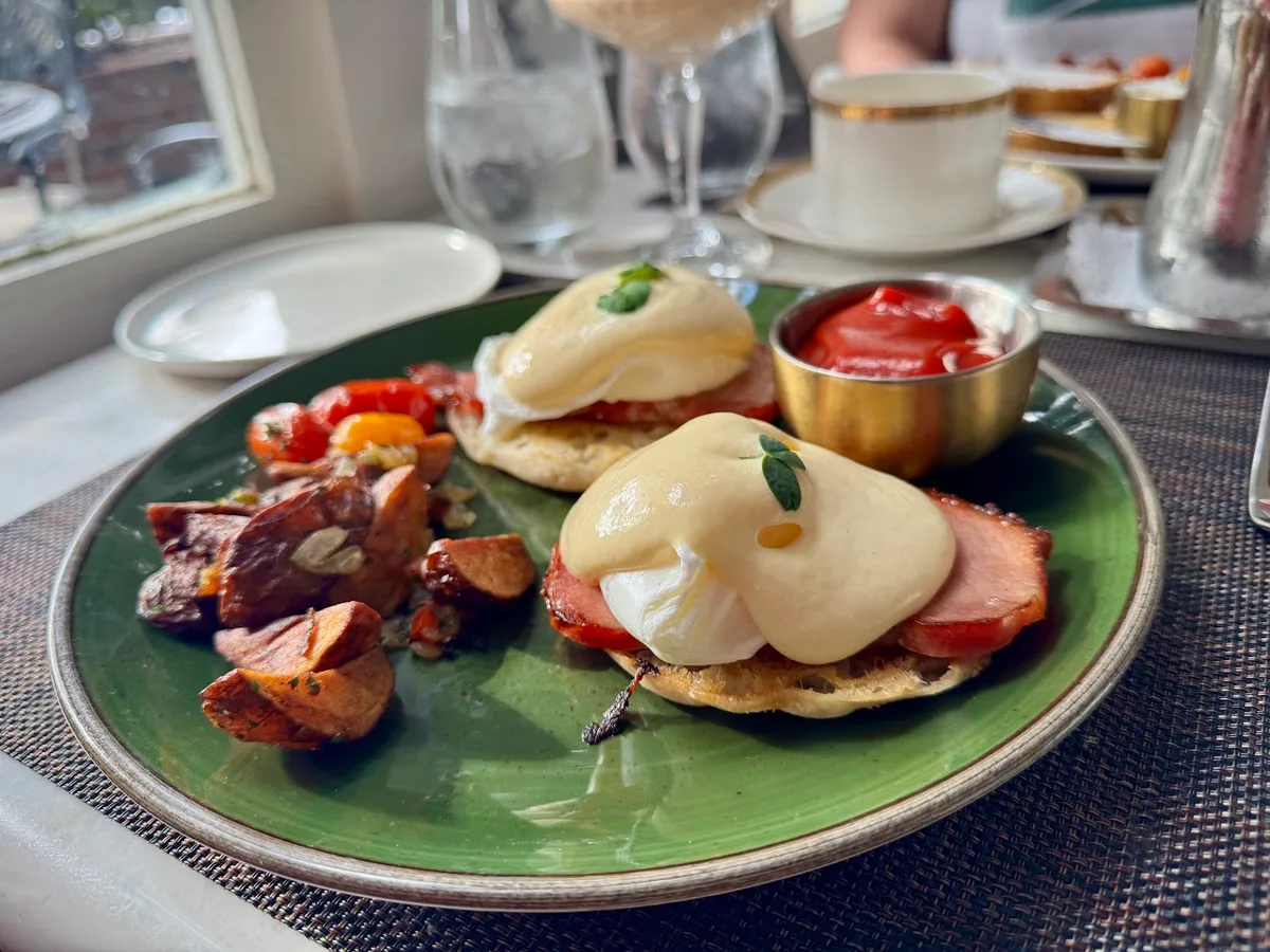 Becca Restaurant & Garden: Restaurant Photograph